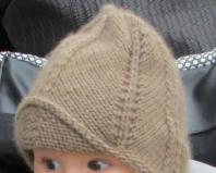 Вязаные детские шапки спицами для новорожденных